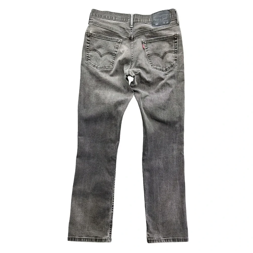 Levis pre owned